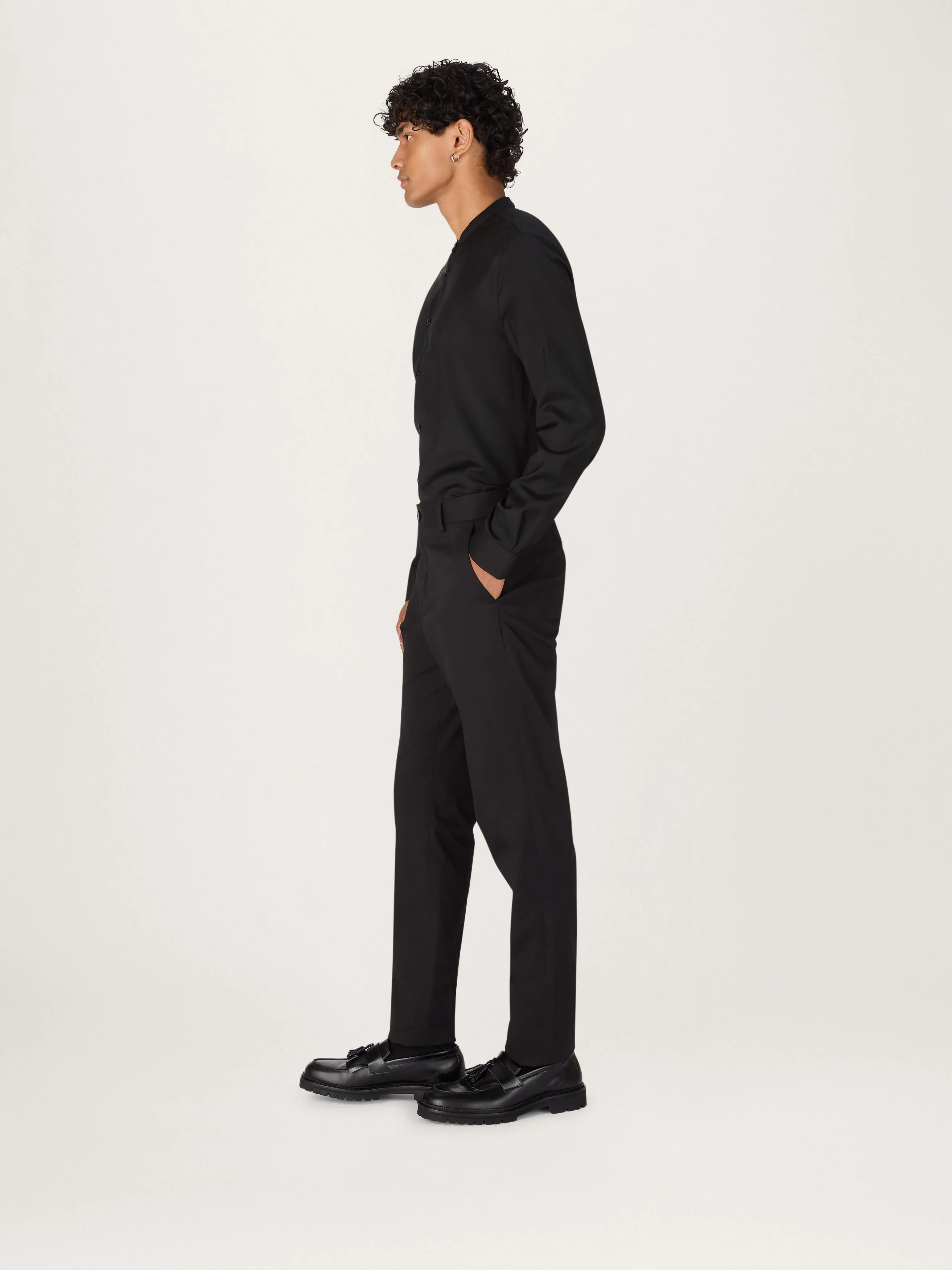 The Essential Chino || Black | Stretch Cotton