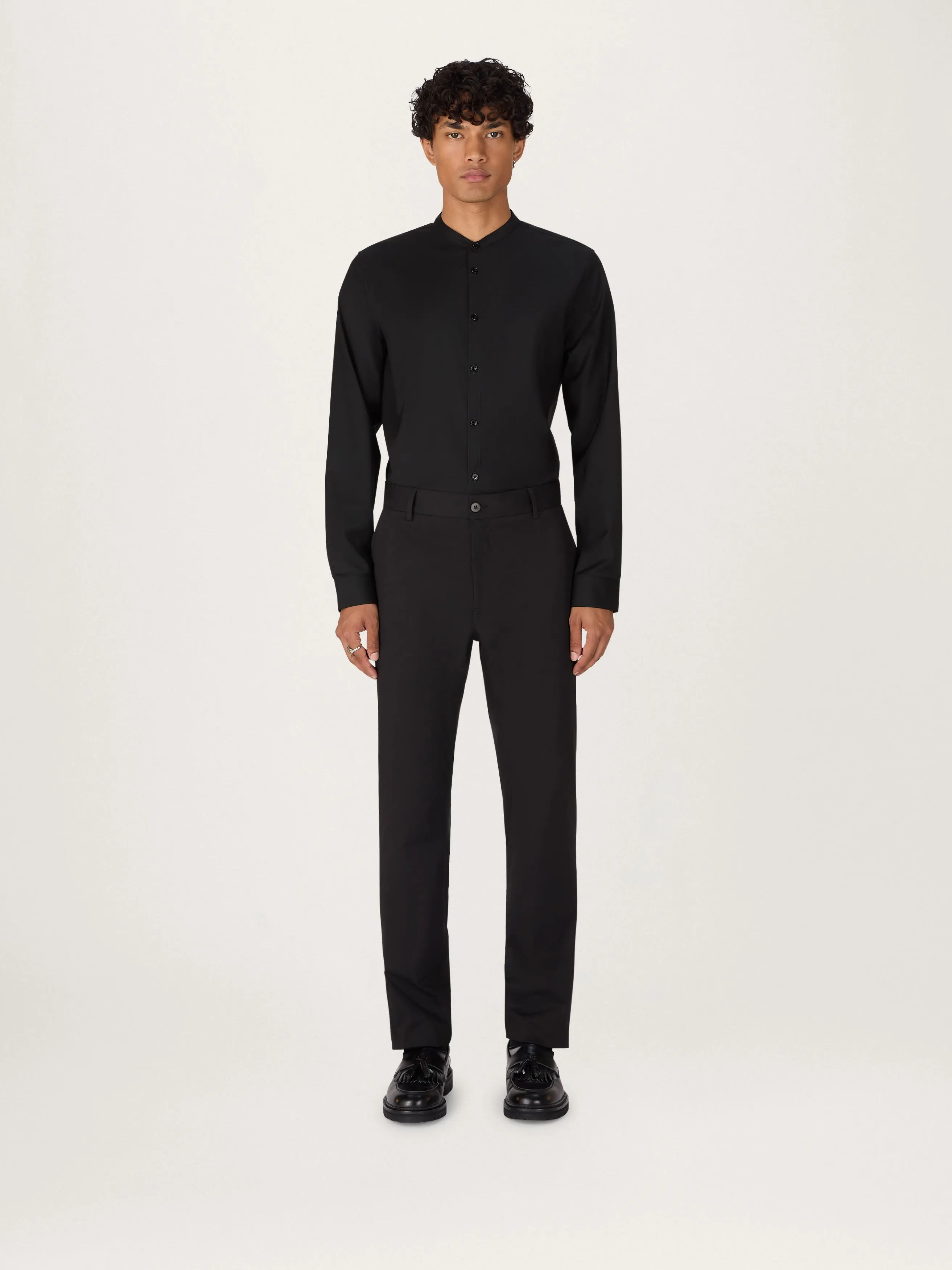 The Essential Chino || Black | Stretch Cotton